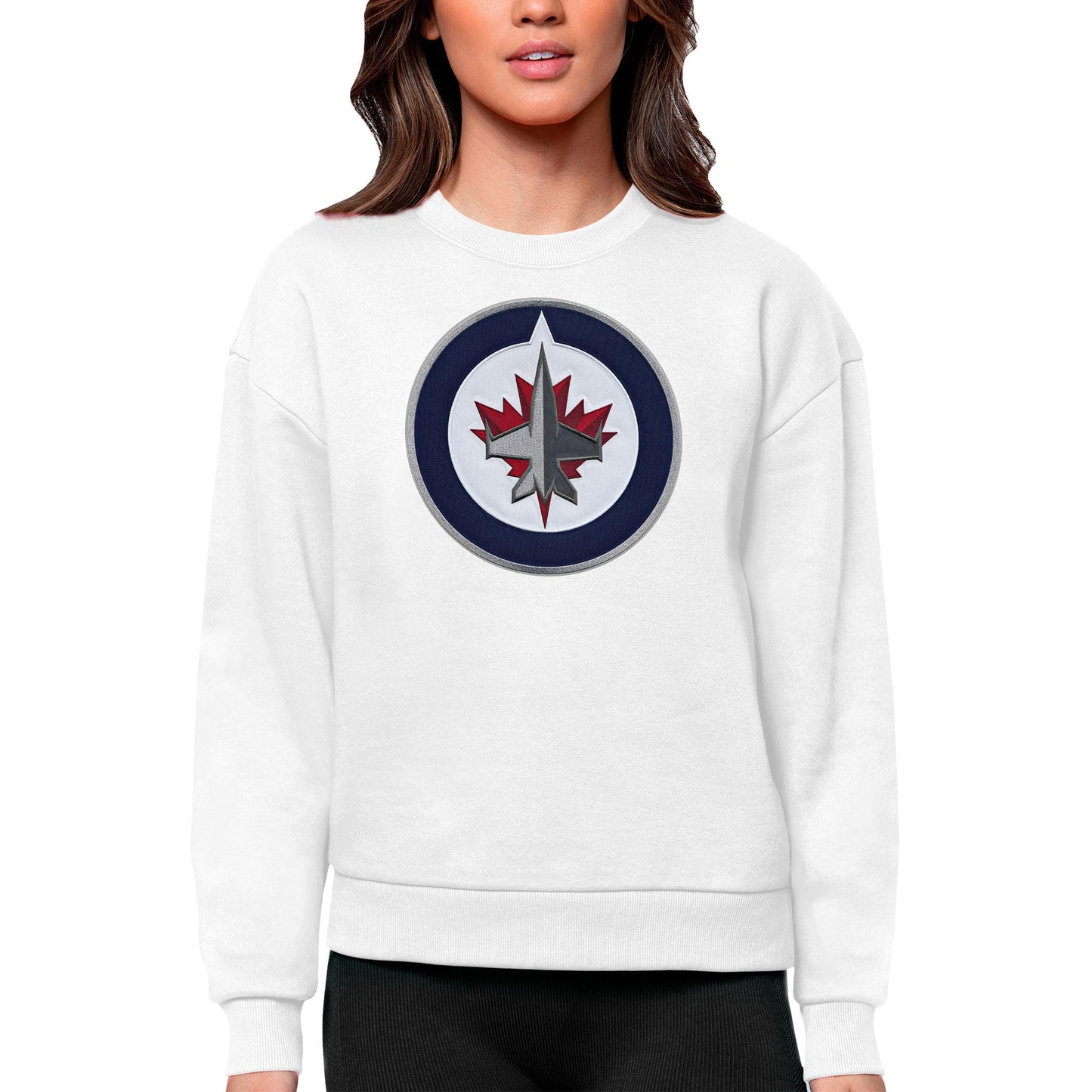 Women's Antigua White Winnipeg Jets Primary Logo Team Logo Victory Crewneck Pullover Sweatshirt